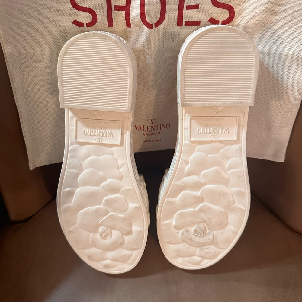 VALENTINO GARAVANI ATELIER SCULPTED PLATFORM POOLSIDE SLIDE MULES - Picture 4 of 7